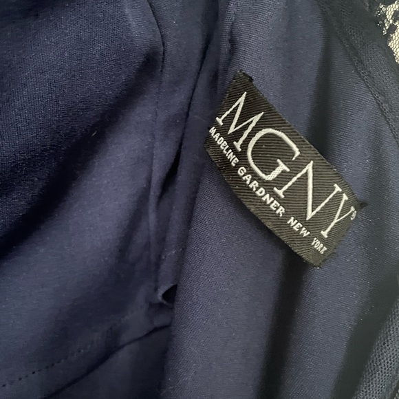 Mother of the Bride Gown, Prom, Evening MGNY Gown Size 4 Navy Blue, Beaded - Picture 5 of 5